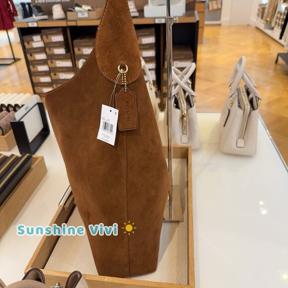 NWT Coach CW636 Suede Brooklyn 39 Shoulder Bag Brass/Warm Brown Color - Picture 4 of 13